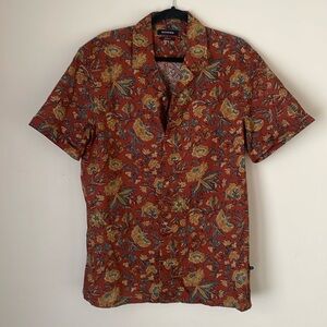 18” wide by 30” long. Like new, never worn, no tags